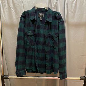 Forever 21 Plaid/Checkered Flannel Shirt (Green & Black) F21 Los Angeles